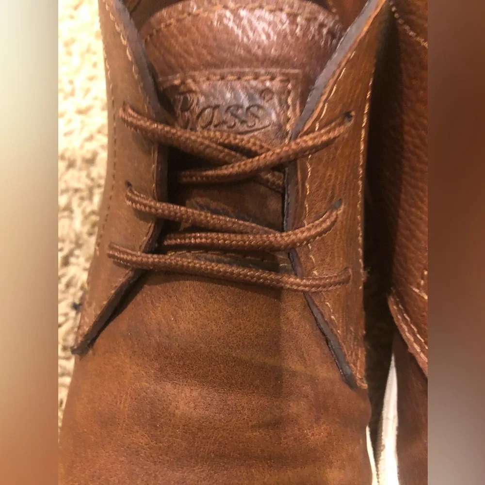 🟫BASS Brown Camel Chukka Lace-Up Ankle Boots Cushioned Shoes (w/White Trim) - Picture 5 of 7